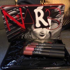 NARS manic velvet lip set